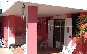 Barefoot Travelers Rooms